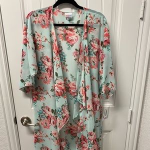 Lularoe Shirley BNWT size medium